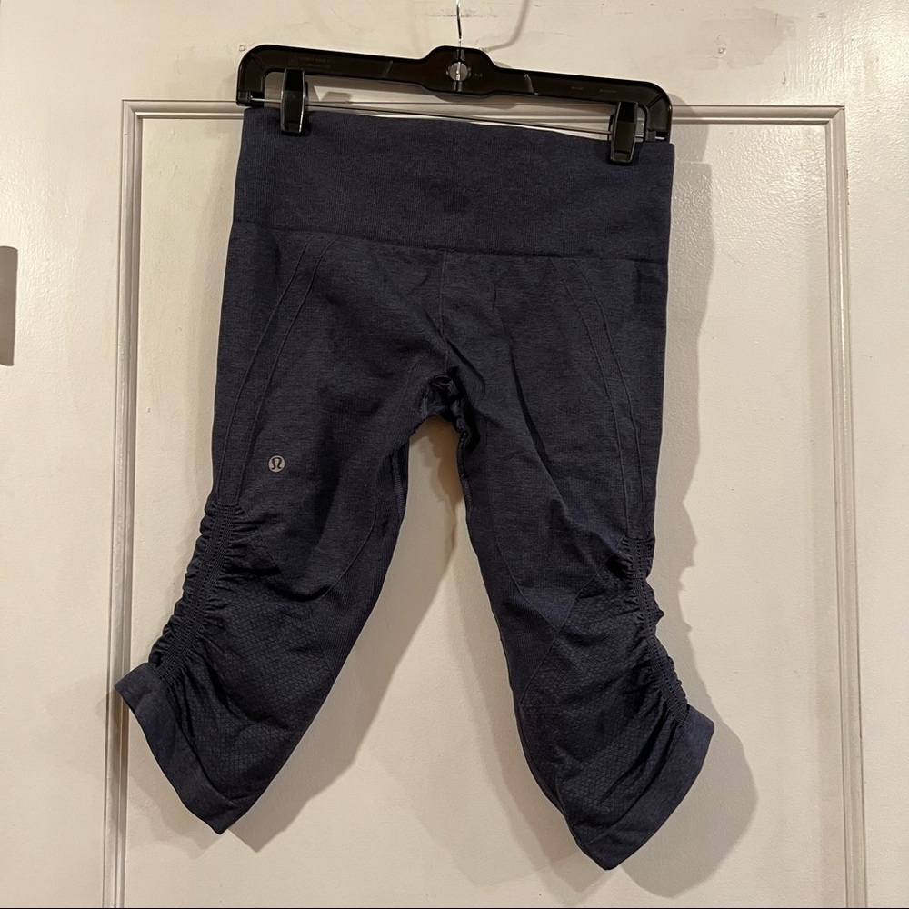 LULULEMON In The Flow Crop II - Picture 11 of 13